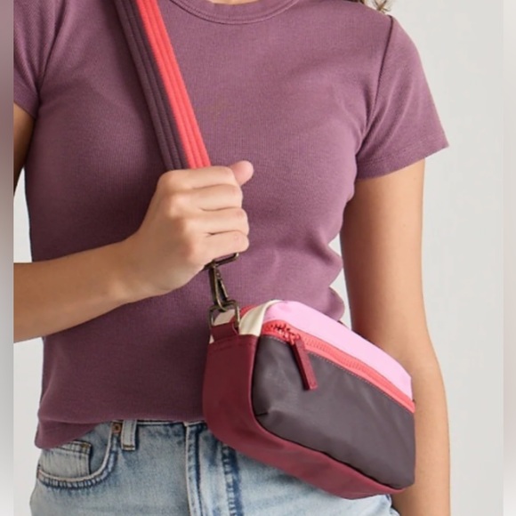 Marine Layer Crossbody Belt Bag 
Red Pink Orange Bag
Adjustable Strap - Picture 5 of 9